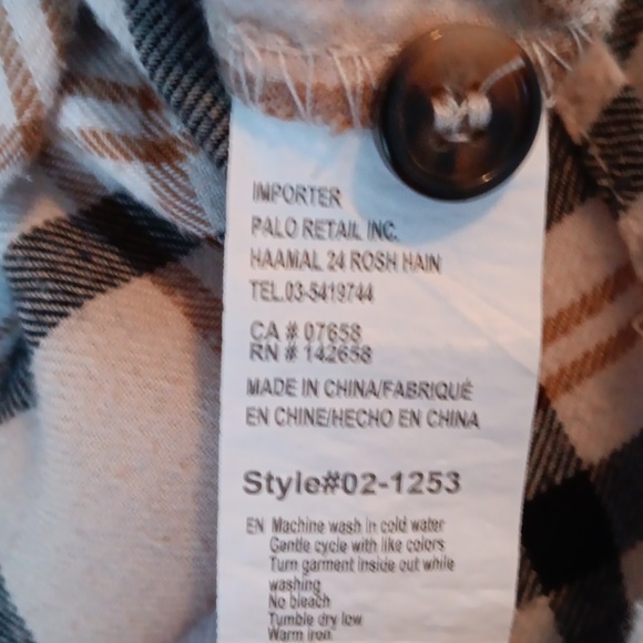 Womans Large Plaid - Picture 4 of 5